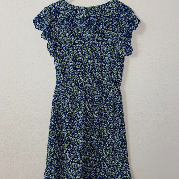 Michael Kors scalloped edge dress - Picture 2 of 2